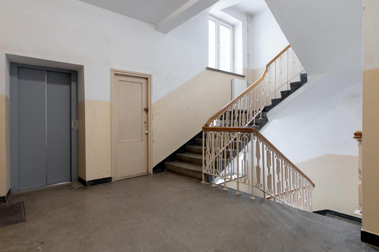 Hala Mirowska Stylish Apartment Варшава Екстериор снимка